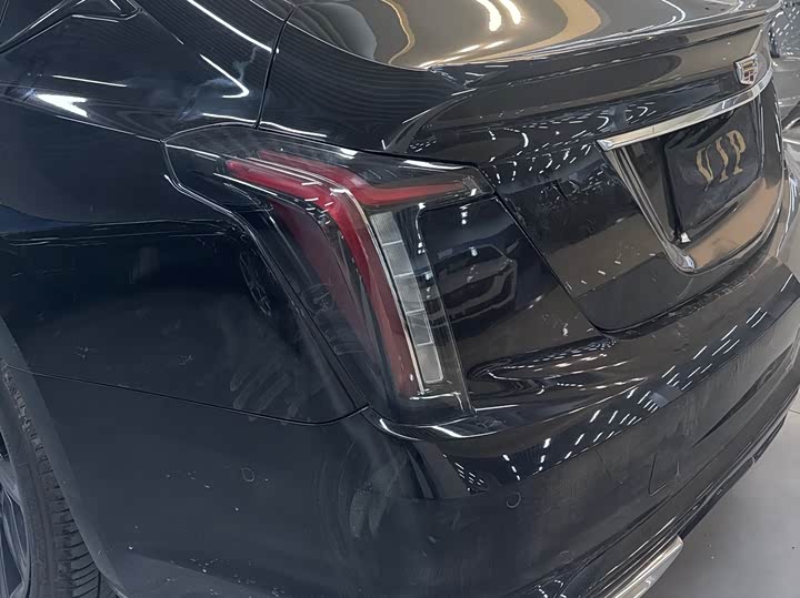 Фото 6 - Cadillac CT5