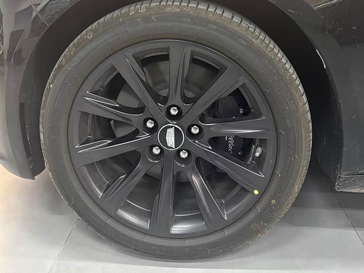 Фото 7 - Cadillac CT5