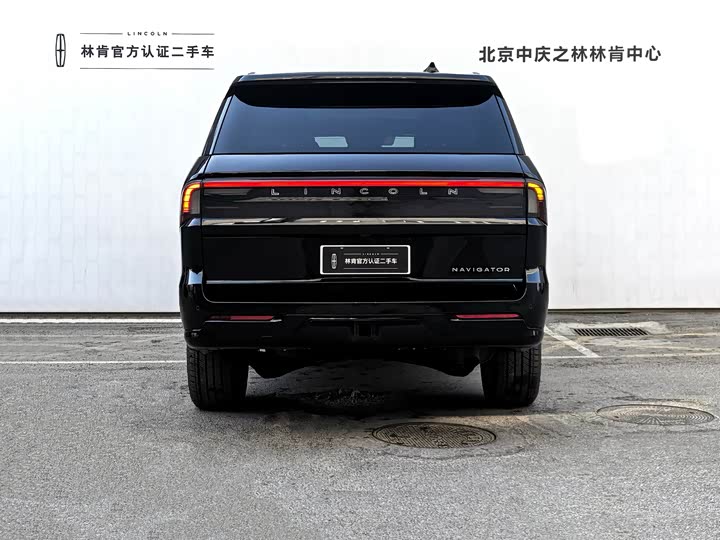 Фото 5 - Lincoln Navigator