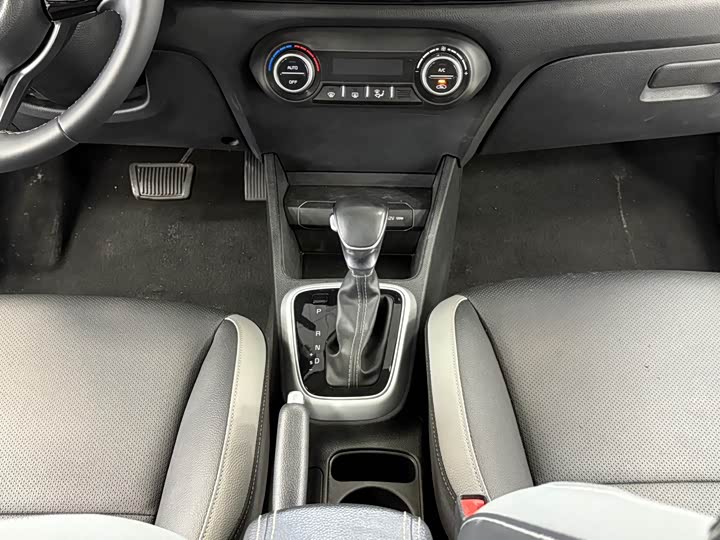 Фото 9 - Kia KX1