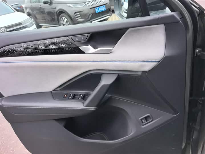 Фото 7 - Volkswagen Tayron