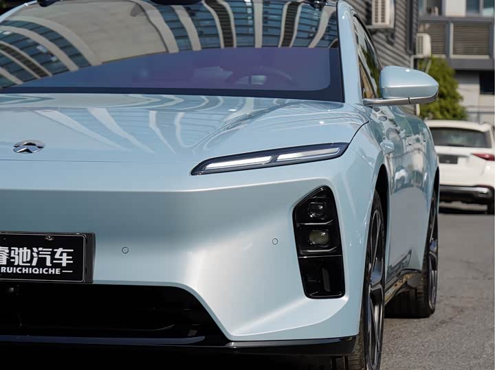 Фото 7 - Nio ET5T