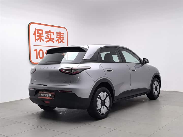 Фото 2 - Geely Galaxy Geome