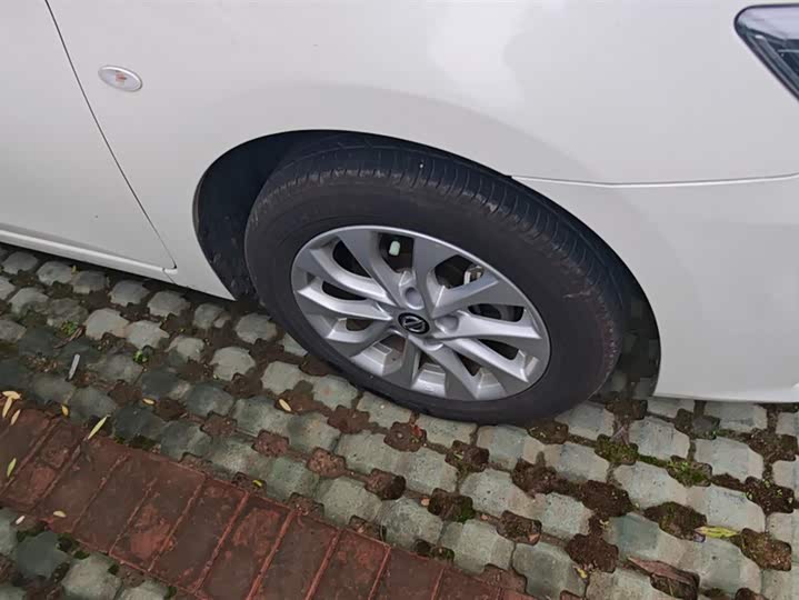 Фото 6 - Nissan Sylphy