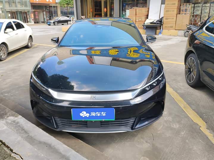 Фото 2 - BYD Han