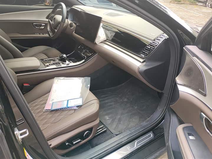 Фото 8 - BYD Han