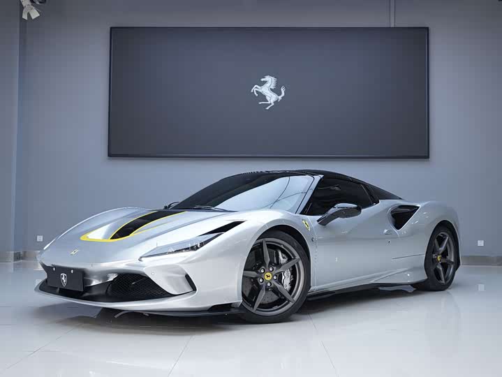 Фото 1 - Ferrari F8