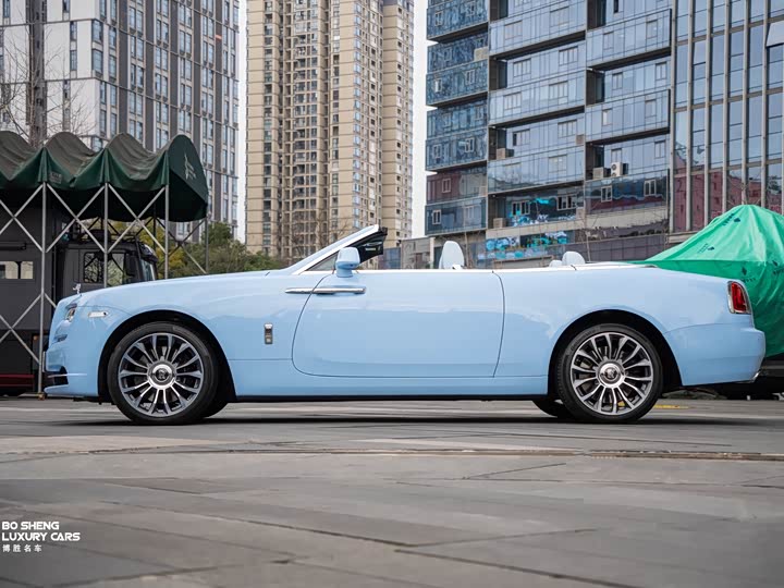Фото 4 - Rolls-Royce Dawn