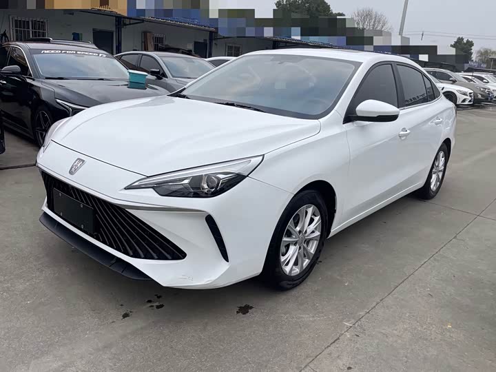 Фото 2 - Roewe i5