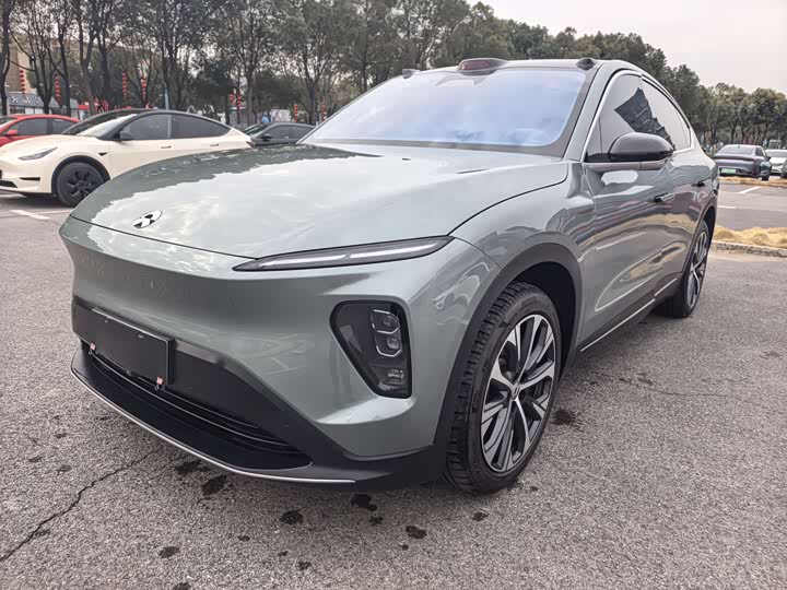 Фото 1 - Nio EC7