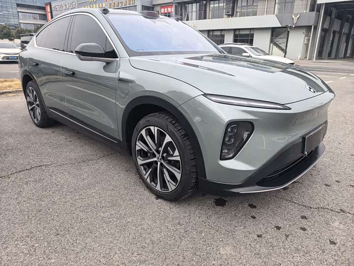 Фото 3 - Nio EC7