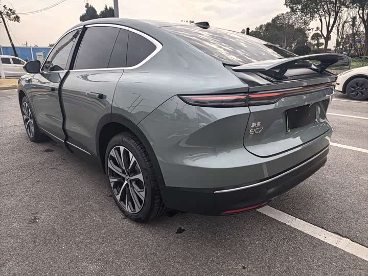 Фото 8 - Nio EC7