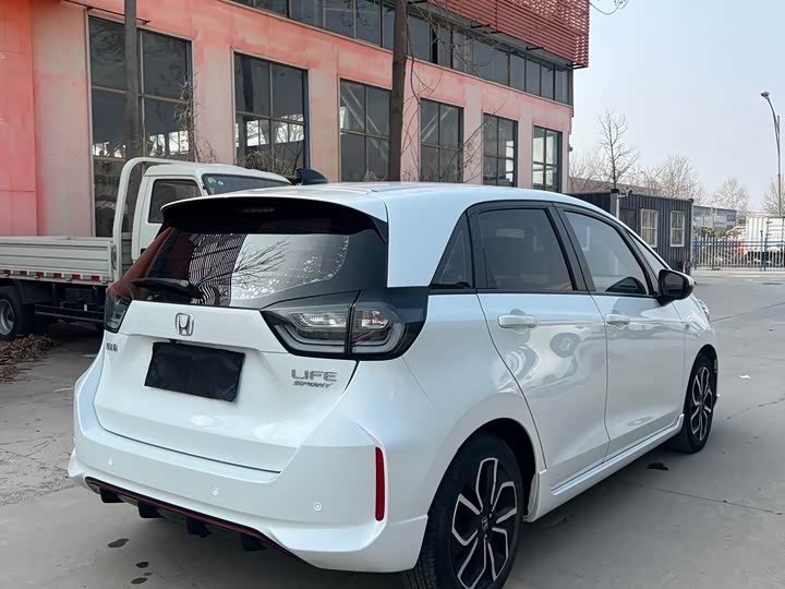 Фото 5 - Honda Life