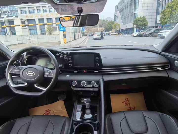 Фото 8 - Hyundai Elantra N line