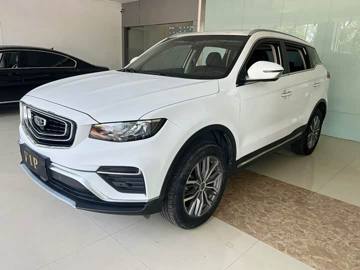 Фото 2 - Geely Atlas