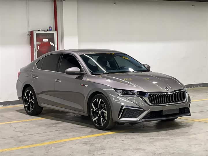 Фото 3 - Skoda Octavia Pro