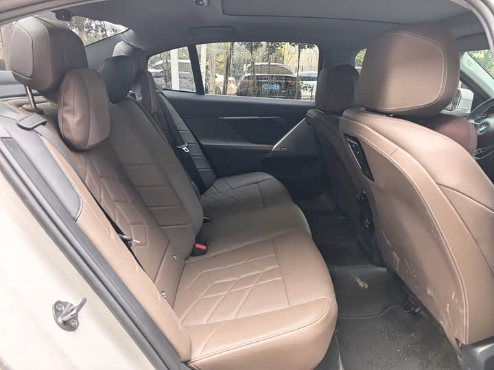 Фото 7 - BMW 5 Series