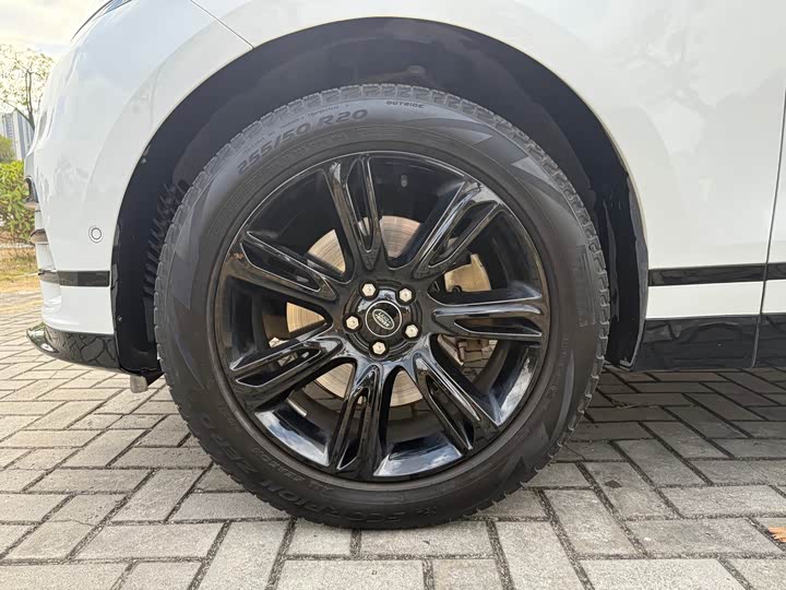 Фото 6 - Land Rover Range Rover Velar