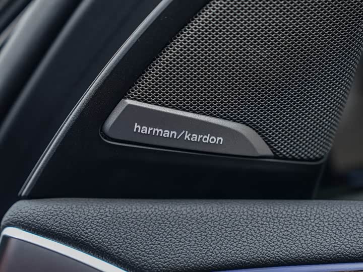 Фото 9 - BMW X3 M