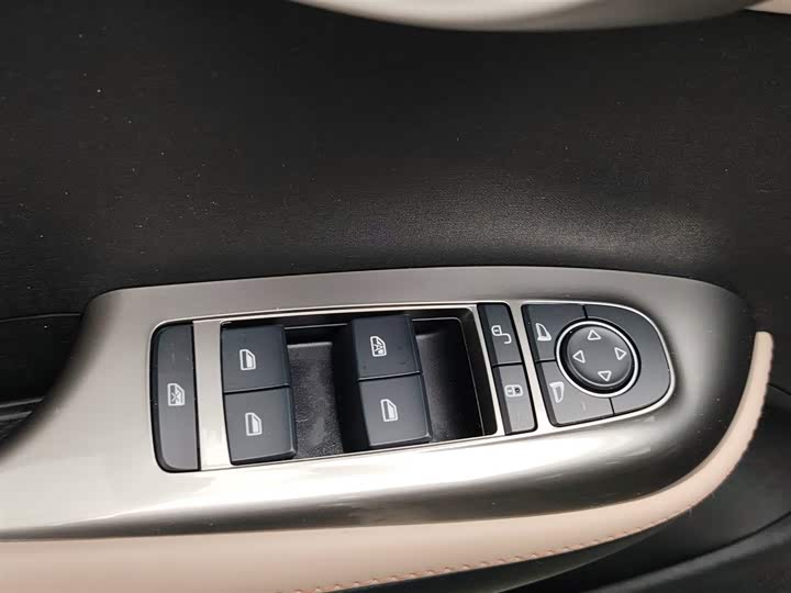 Фото 9 - BYD Dolphin