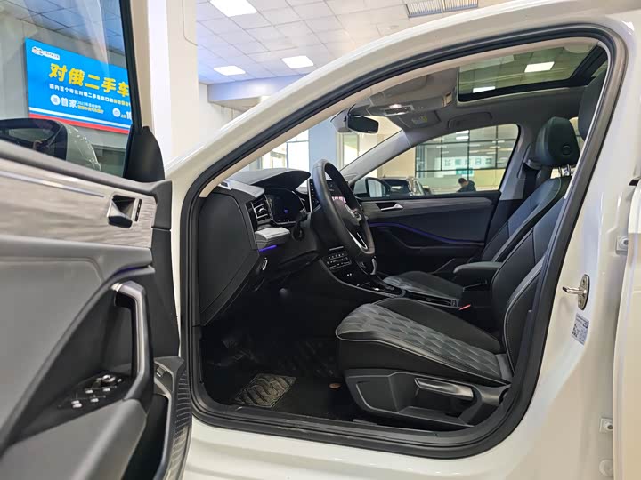 Фото 7 - Volkswagen Sagitar L