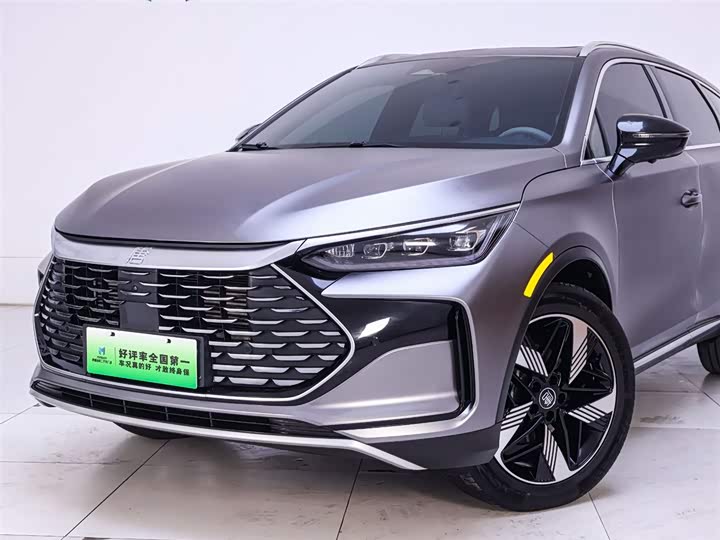 Фото 3 - BYD Tang Hybrid/EV