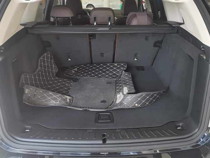 Фото 4 - BMW iX3