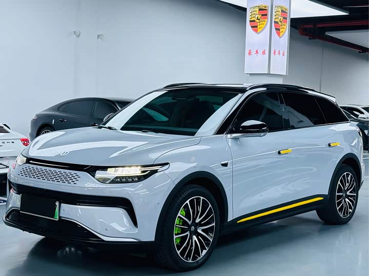 Фото 1 - Leapmotor C11