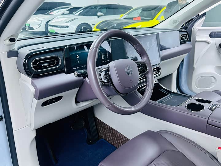 Фото 5 - Leapmotor C11