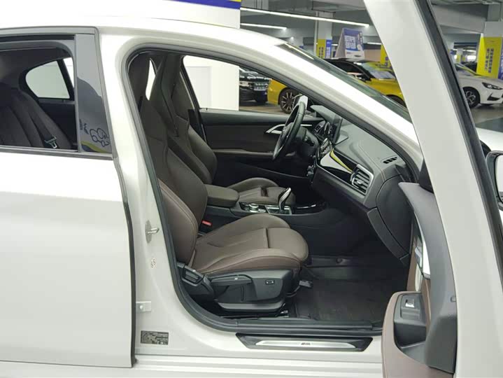 Фото 8 - BMW 1 Series