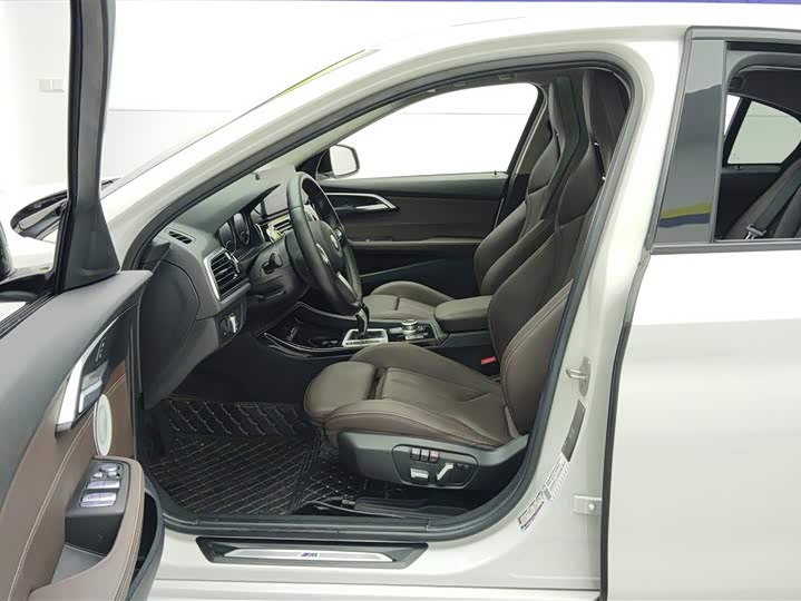 Фото 9 - BMW 1 Series