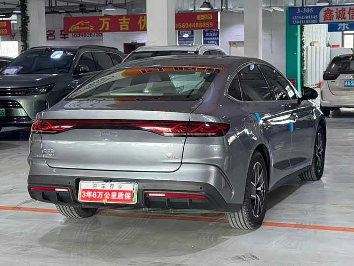 Фото 6 - BYD Qin L