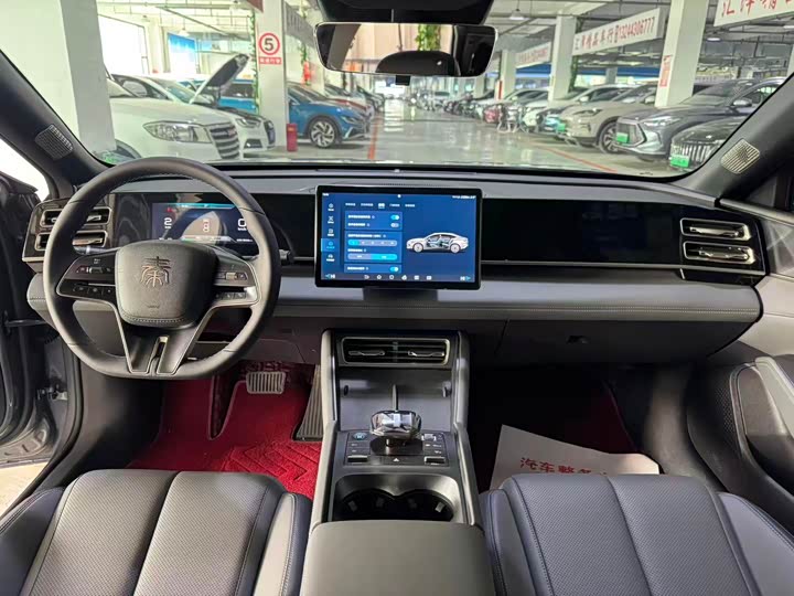 Фото 9 - BYD Qin L