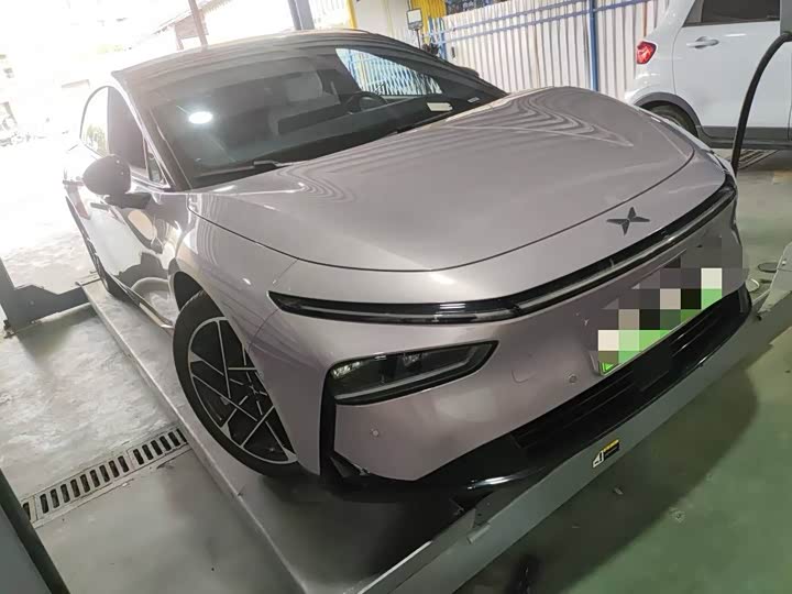 Фото 2 - XPeng F57