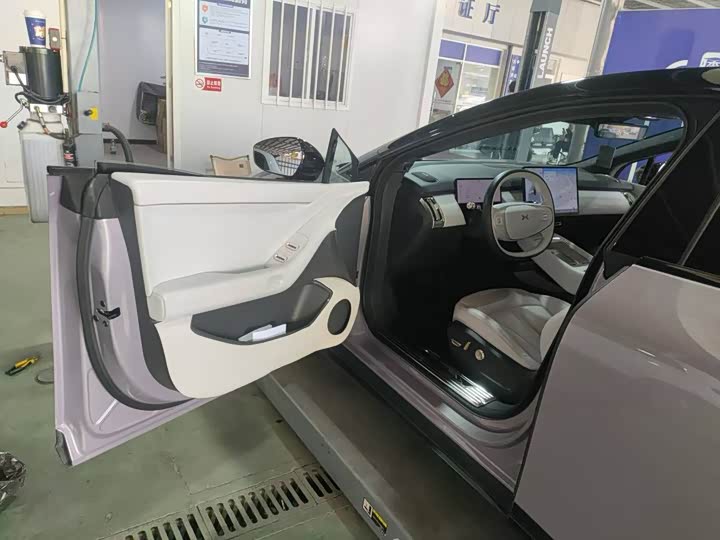 Фото 3 - XPeng F57