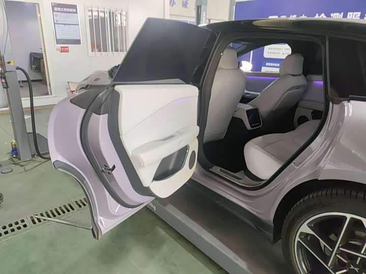 Фото 5 - XPeng F57