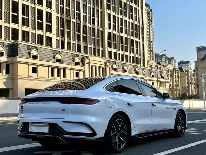 Фото 7 - BYD Han