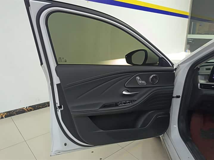 Фото 7 - Chery Fulwin A8