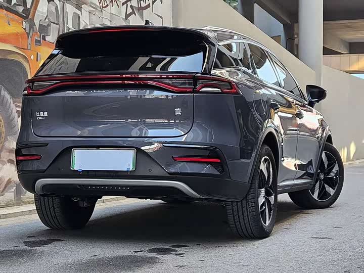 Фото 2 - BYD Tang Hybrid/EV