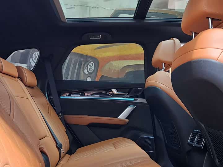 Фото 9 - BYD Tang Hybrid/EV