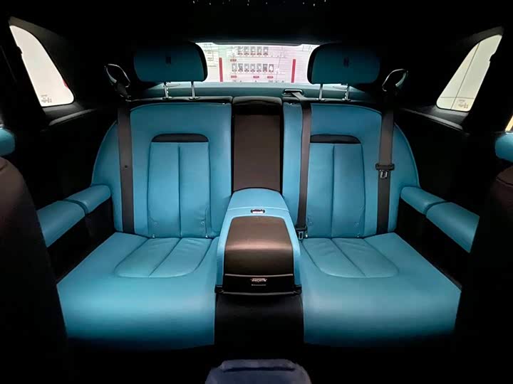 Фото 9 - Rolls-Royce Ghost