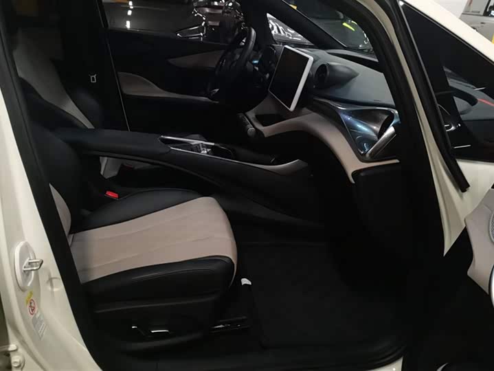 Фото 8 - BYD Dolphin