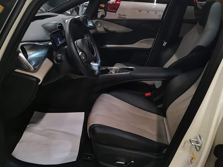 Фото 9 - BYD Dolphin