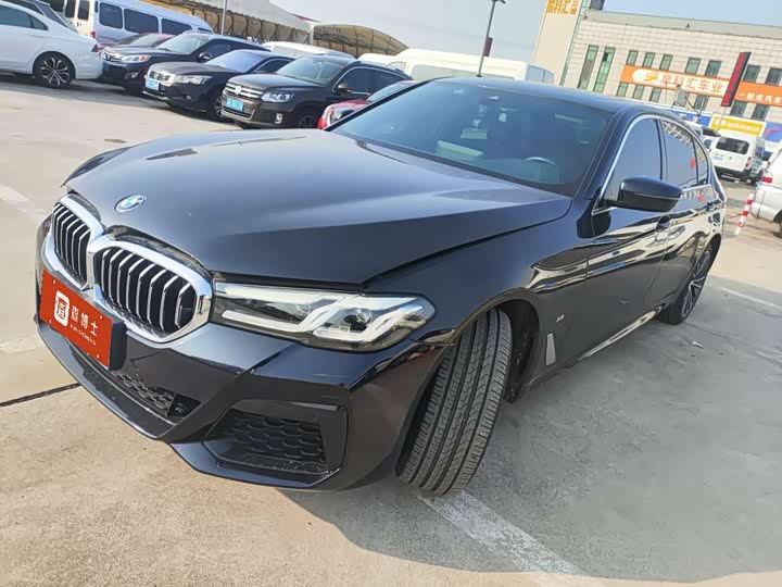 Фото 1 - BMW 5 Series