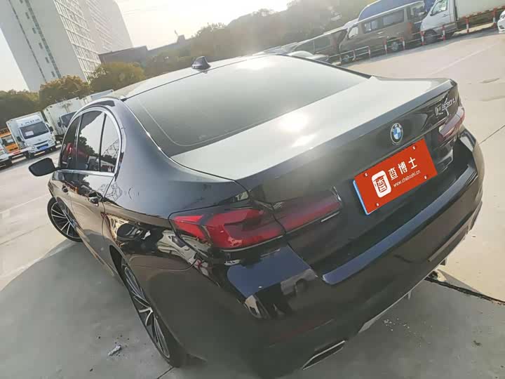 Фото 7 - BMW 5 Series