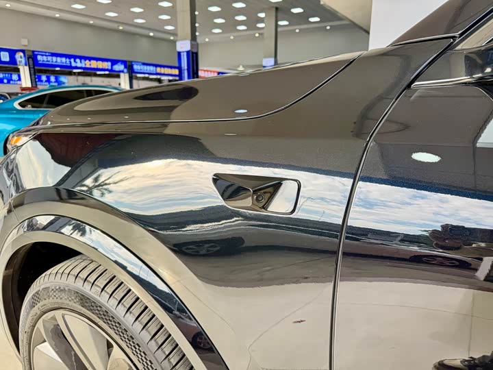 Фото 7 - LiXiang L8