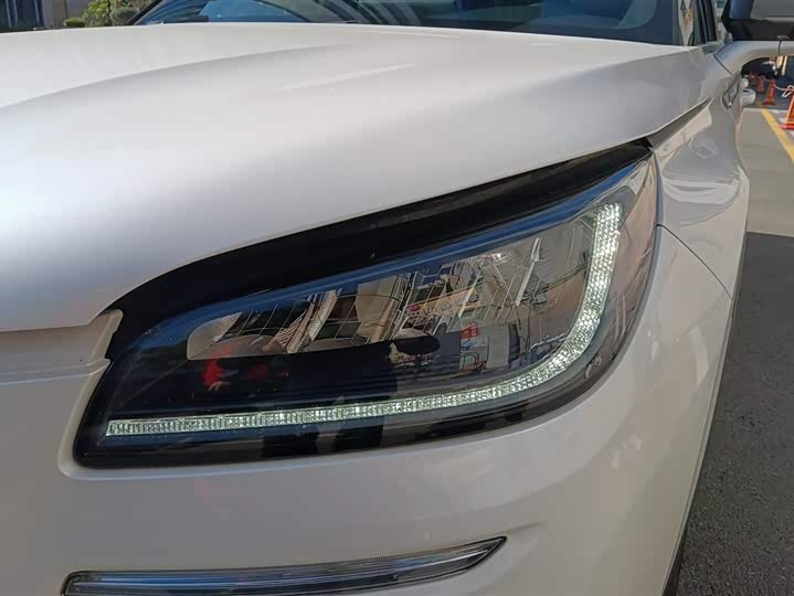 Фото 5 - Lincoln Corsair