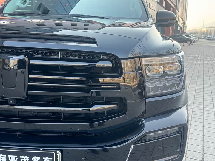 Фото 5 - Tank 500 Hybrid