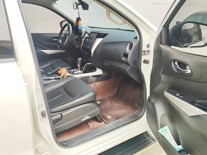 Фото 8 - Nissan Terra