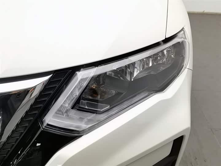 Фото 7 - Nissan X-Trail